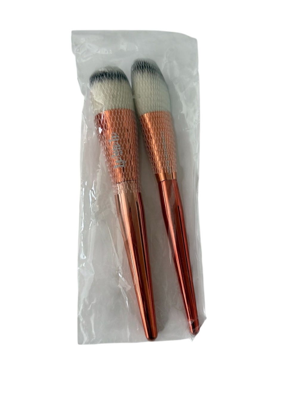 Alamar cosmetics bronzer + complexion + liquid blush brush. BRAND NEW